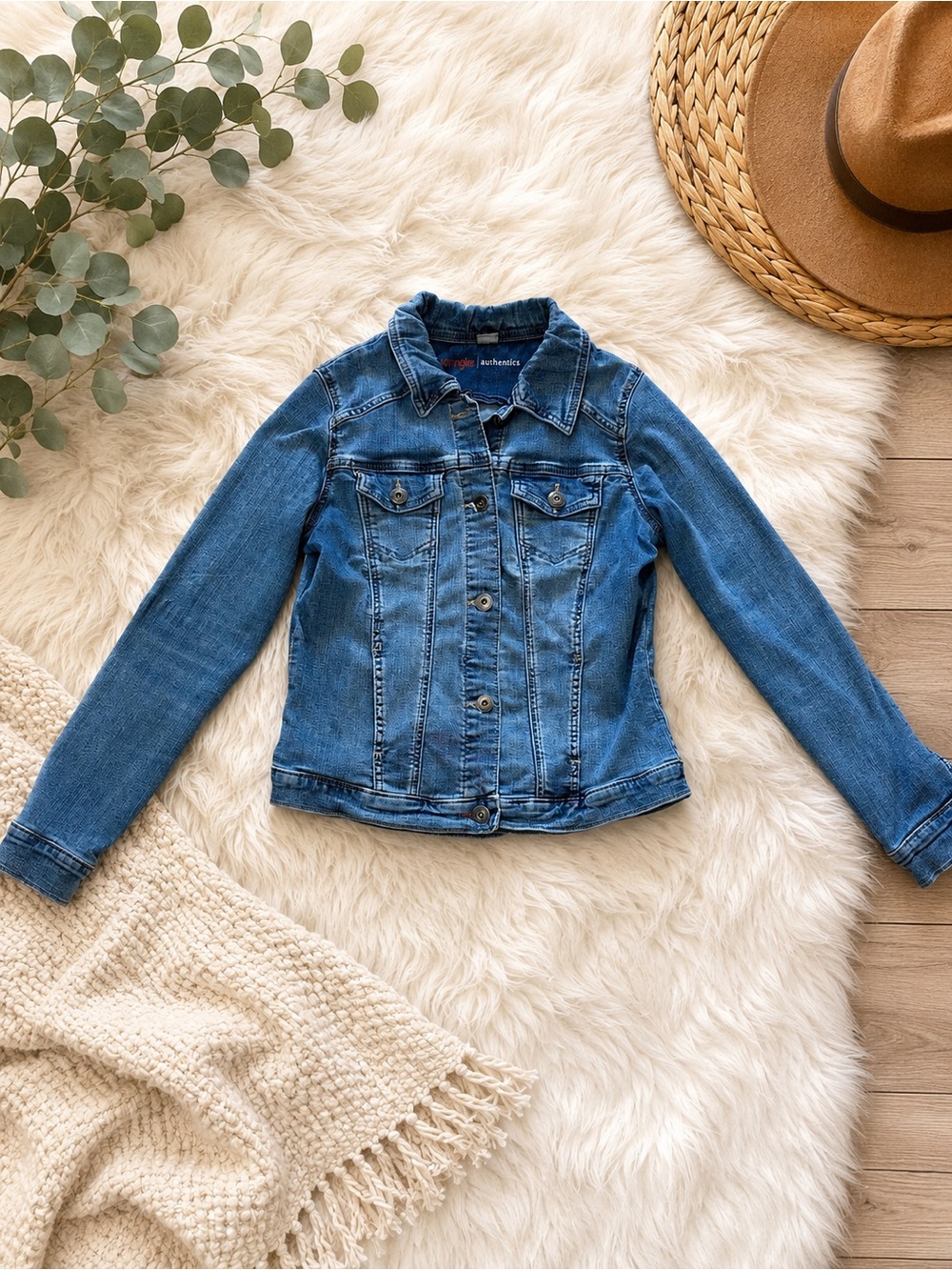 Wrangler Authentics Women’s Denim Jacket Medium Stretch Blue Jean Jacket - Picture 2 of 10